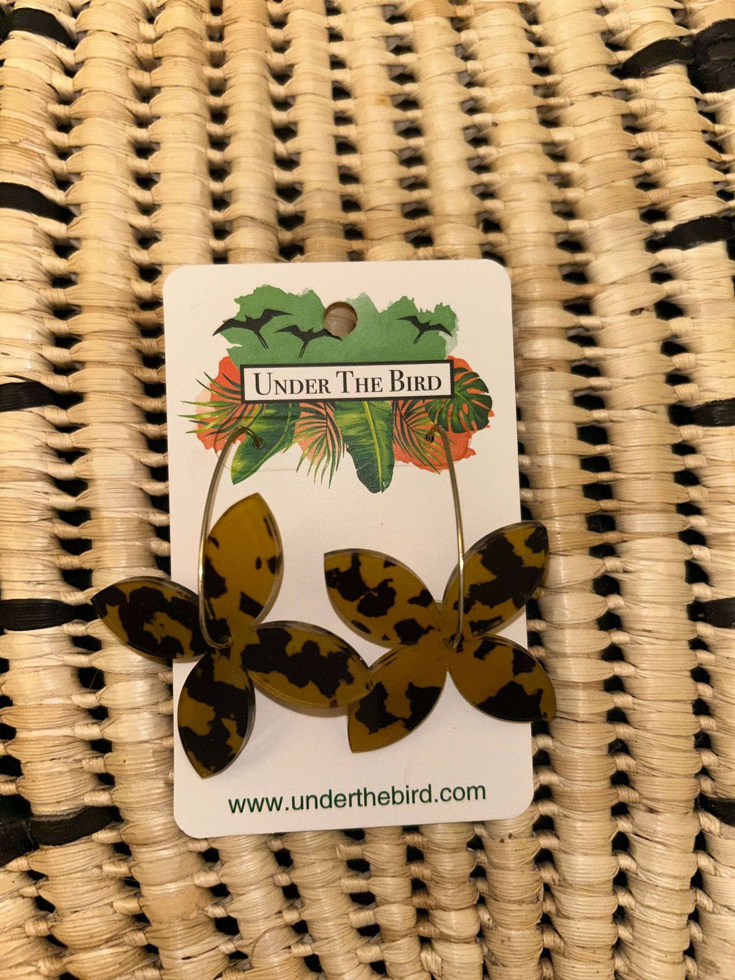 Ainofo Tipani Earrings