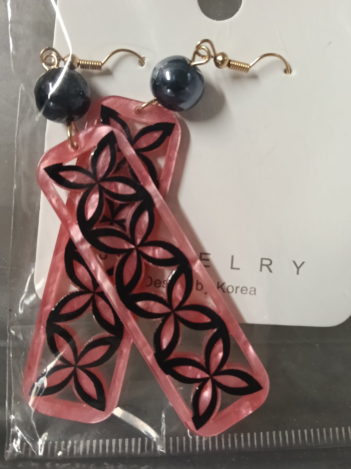 Island Design Earring