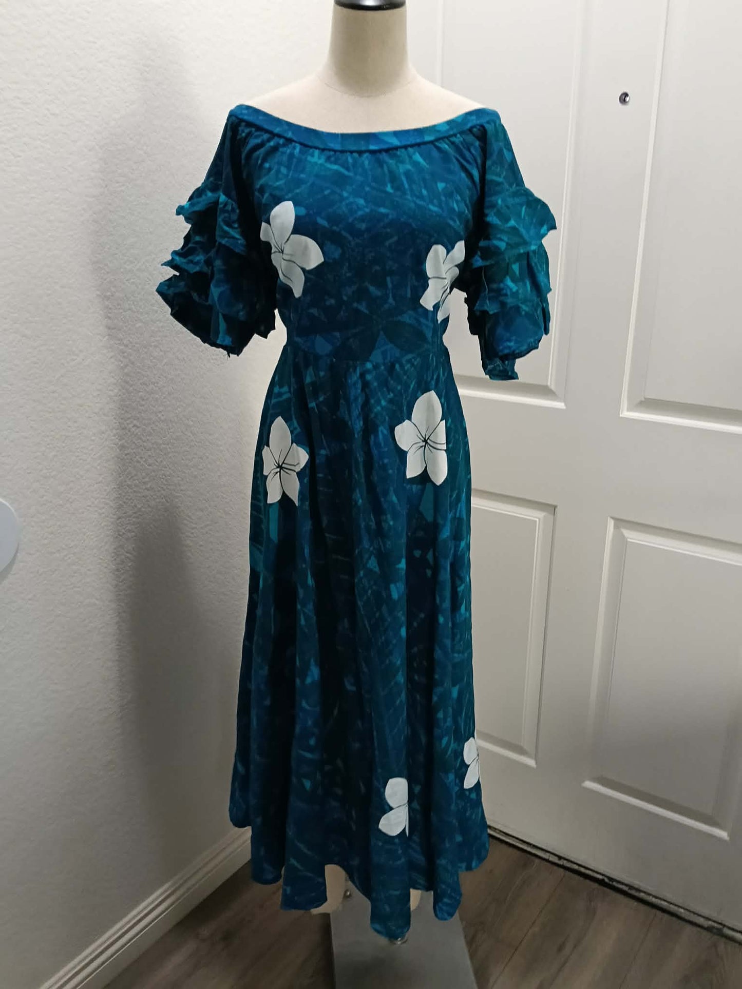 Elei Baby waist Dress