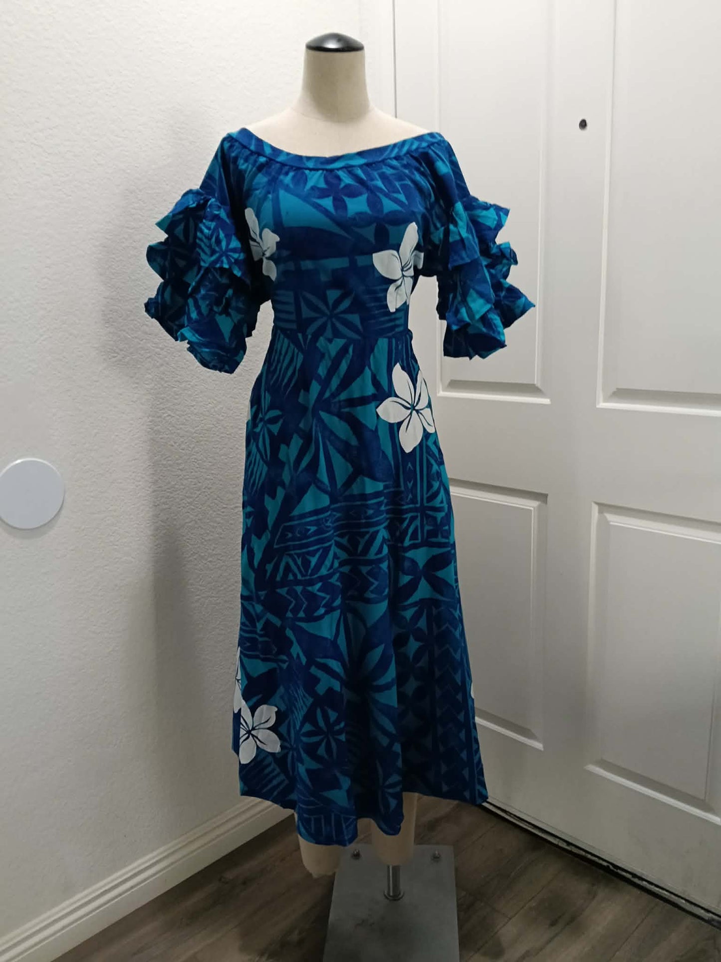 Elei Baby waist Dress