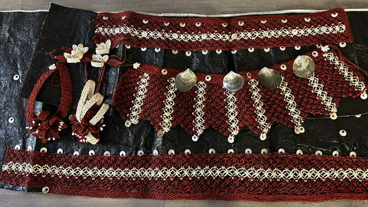 Traditional Tongan Teunga Tau'olunga Full Set